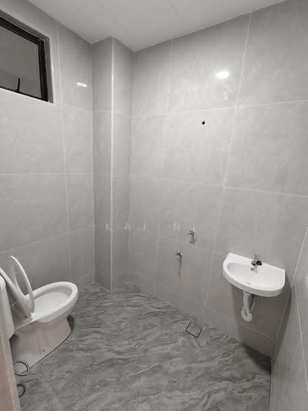 2-storey Terraced House for Sale in Taman Puteri Wangsa (Ulu Tiram) - Kai Ni - Bathroom - PropertyGuru.com.my