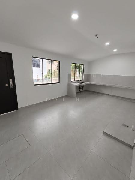 2-storey Terraced House for Sale in Taman Puteri Wangsa (Ulu Tiram) - Kai Ni - Kitchen - PropertyGuru.com.my