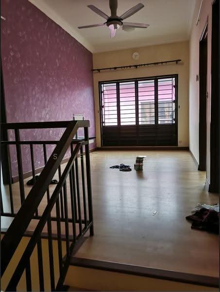 Rumah Teres 2-Tingkat untuk Disewa di Kota Bayuemas (Klang) - Stephanie Yap - Living Room - PropertyGuru.com.my
