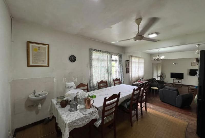 Bungalow House untuk Dijual di SS1 (Petaling Jaya) - Edmund Goh - Dining Room - PropertyGuru.com.my