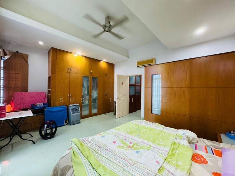 Rumah Teres 2-Tingkat untuk Dijual di Taman Impian Emas (Skudai) - Susi Tjhang - Bedroom - PropertyGuru.com.my