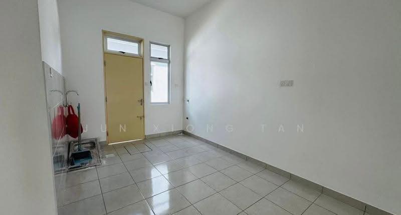 1-storey Terraced House for Sale in Bandar Putra Kulai (Kulai) - Jun Xiong Tan - Interior - PropertyGuru.com.my