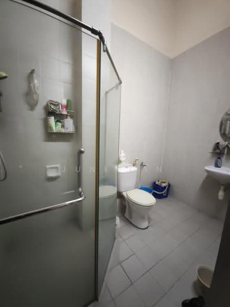 Rumah Teres 2.5-Tingkat untuk Disewa di Taman Prima Tropika (Seri Kembangan) - June Tan - PropertyGuru.com.my