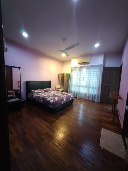 Rumah Teres 2.5-Tingkat untuk Disewa di Taman Prima Tropika (Seri Kembangan) - June Tan - PropertyGuru.com.my