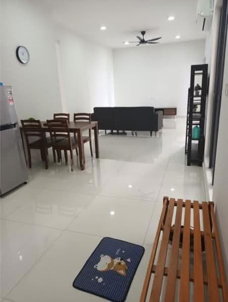 Kondominium untuk Dijual di Bay Laurel @ Country Garden Danga Bay - Jiin Chai Lee - Living Room - PropertyGuru.com.my