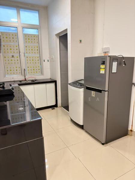 Kediaman Servis untuk Disewa di BM City Suites @ BM City Mall - Candy Cheah - PropertyGuru.com.my