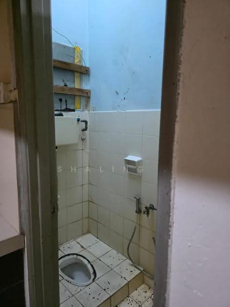 Shop / Office untuk Dijual di Bandar Sungai Long (Selangor) - Shaling . - PropertyGuru.com.my