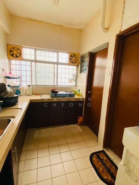 Condominium for Sale at Idaman Puteri - Maccen Cheong - Kitchen - PropertyGuru.com.my
