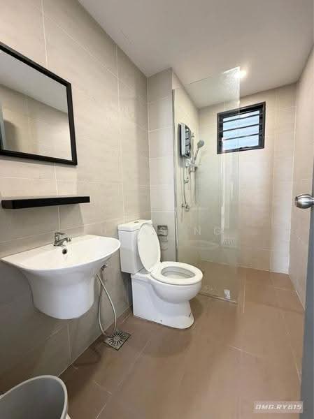 Kediaman Servis untuk Disewa di TRIO By Setia - Lucas Ng - Bathroom - PropertyGuru.com.my