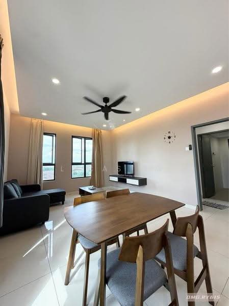 Kediaman Servis untuk Disewa di TRIO By Setia - Lucas Ng - Living Room - PropertyGuru.com.my