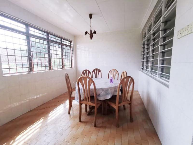 Rumah Teres 1-Tingkat untuk Disewa di Taman Pelangi (Johor Bahru) - Kai Ni - Dining Room - PropertyGuru.com.my