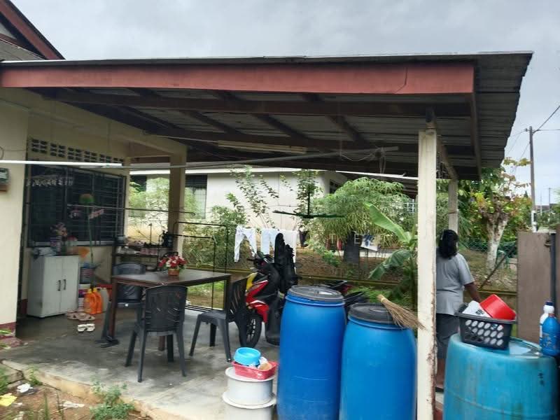 Bungalow House for Sale in Taman Sri Lambak (Kluang) - Shanel Tee - Exterior - PropertyGuru.com.my