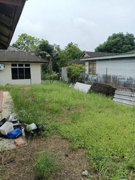 Bungalow House for Sale in Taman Sri Lambak (Kluang) - Shanel Tee - Exterior - PropertyGuru.com.my