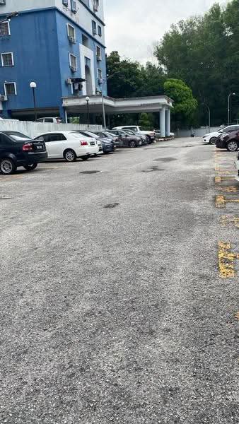 Kondominium untuk Dijual di Bukit Pandan Kondominium 1 - Kenny Chin - Exterior - PropertyGuru.com.my