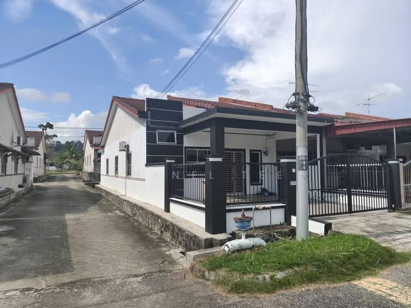1-storey Terraced House for Sale in Kluang (Johor) - Shanel Tee - Exterior - PropertyGuru.com.my