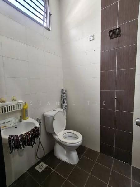 1-storey Terraced House for Sale in Kluang (Johor) - Shanel Tee - Bathroom - PropertyGuru.com.my