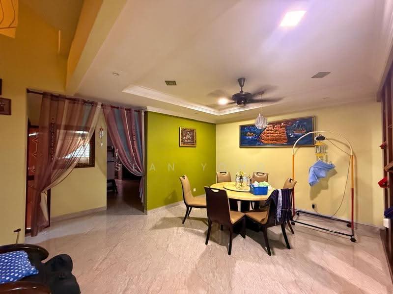 3-storey Terraced House for Sale in Laman Rimbunan (Kepong) - Sean Yong - Dining Room - PropertyGuru.com.my