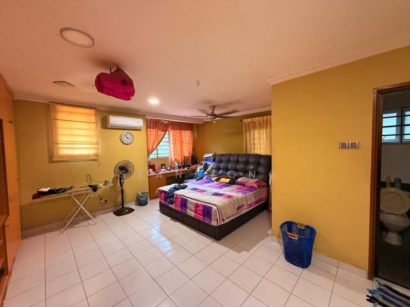 3-storey Terraced House for Sale in Laman Rimbunan (Kepong) - Sean Yong - Bedroom - PropertyGuru.com.my