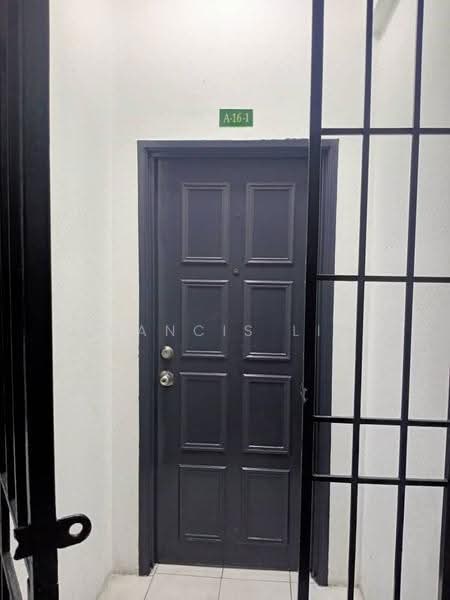 Condominium for Sale at Impian Heights - Francis Lim - Entrance - PropertyGuru.com.my