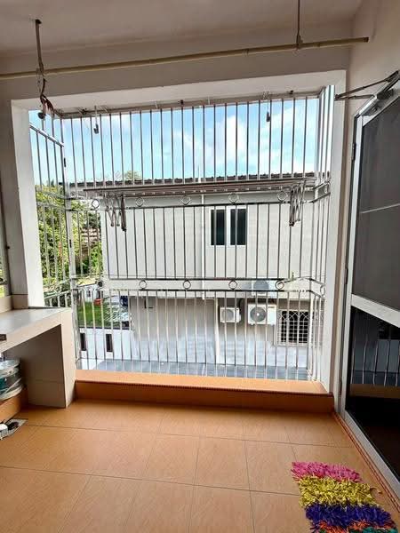 Rumah Teres 2-Tingkat untuk Dijual di Taman Kluang Barat (Kluang) - Shanel Tee - Balcony - PropertyGuru.com.my