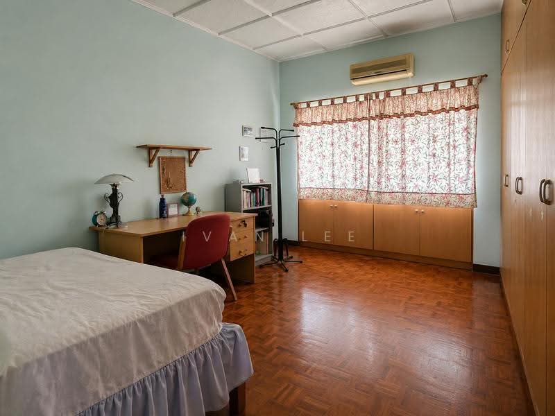 2-storey Terraced House for Sale in Taman Tun Dr Ismail (Kuala Lumpur) - Ivan Lee - Bedroom - PropertyGuru.com.my