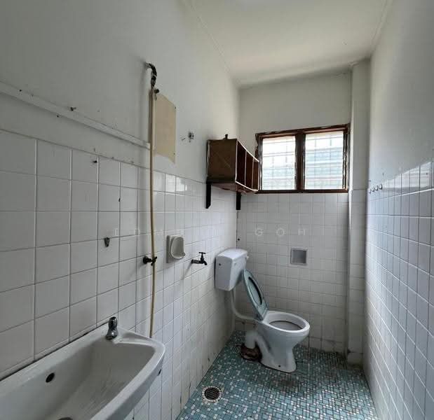 Rumah Teres 1-Tingkat untuk Dijual di Seksyen 8 (Petaling Jaya) - Edmund Goh - Bathroom - PropertyGuru.com.my