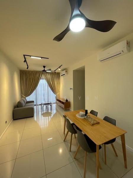 Kediaman Servis untuk Dijual di The Era @ Duta North - Agnes Yan - Living Room - PropertyGuru.com.my
