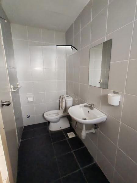 Apartment for Sale at Pr1ma One @ Laman View - Yeong . - Bathroom - PropertyGuru.com.my