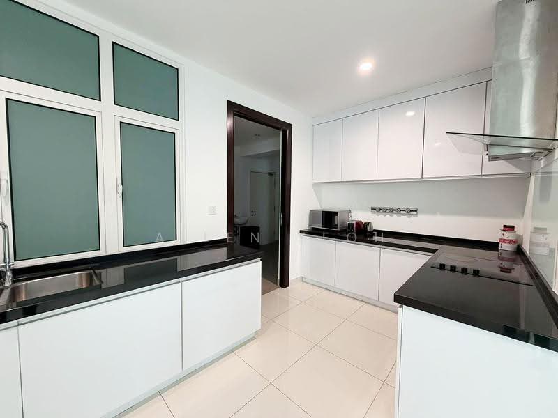 Kondominium untuk Disewa di Gurney Paragon - Allen Yeoh - Kitchen - PropertyGuru.com.my