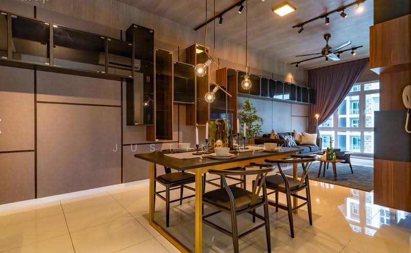 Kediaman Servis untuk Dijual di Mesahill - Justin Mok - Living Room - PropertyGuru.com.my