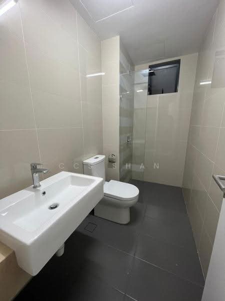 Service Residence for Rent at United Point (Residensi Berpadu) - CCS Shan - Bathroom - PropertyGuru.com.my