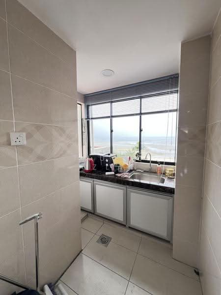 Kondominium untuk Dijual di Tanjung Biru - Taufiq Azlan - Kitchen - PropertyGuru.com.my