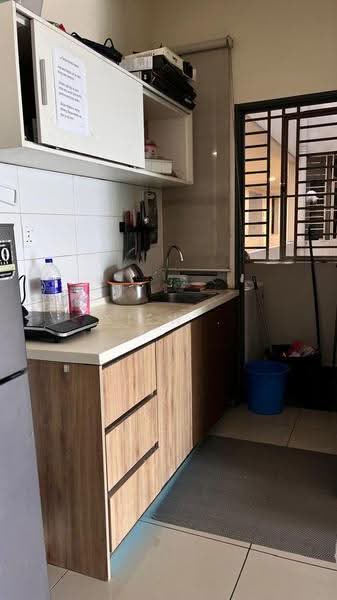 Kediaman Servis untuk Dijual di Mesahill - Siew . - Kitchen - PropertyGuru.com.my