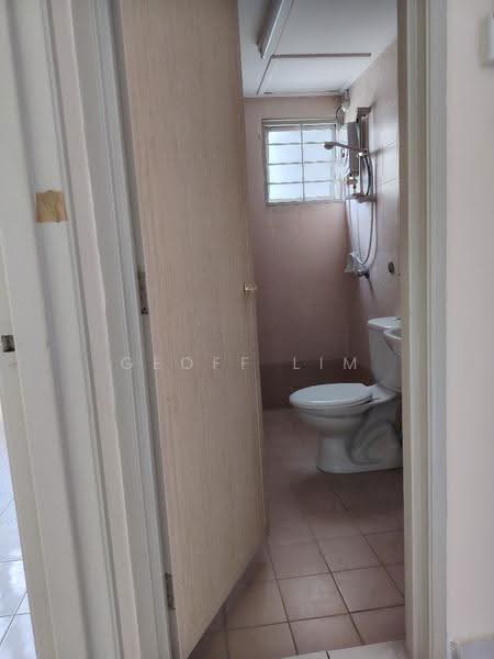 Kondominium untuk Disewa di Mentari Kondominium - Geoff Lim - Bathroom - PropertyGuru.com.my