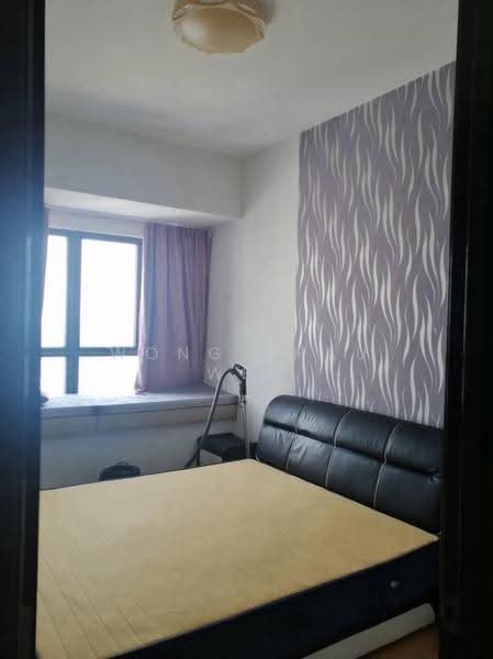 Kondominium untuk Disewa di Royal Strand @ Country Garden Danga Bay - Wong Shau Wei - Bedroom - PropertyGuru.com.my