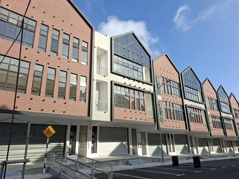 Shop / Office untuk Disewa di Skudai (Johor) - Joanne Yong - Exterior - PropertyGuru.com.my