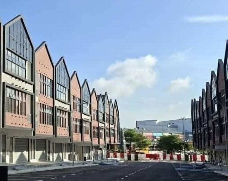Shop / Office untuk Disewa di Skudai (Johor) - Joanne Yong - Exterior - PropertyGuru.com.my