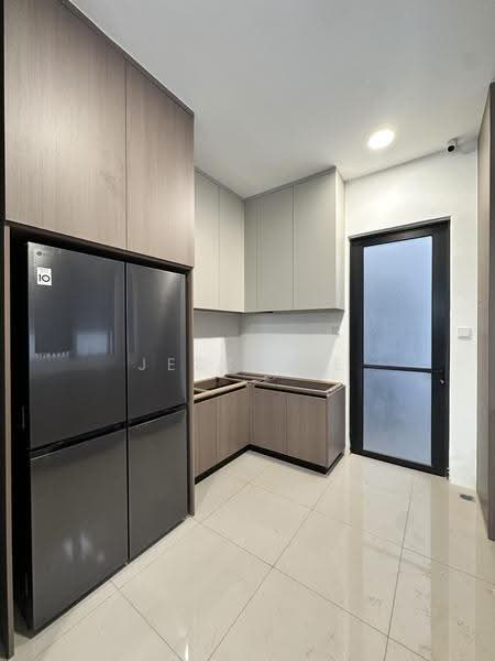 Semi-Detached House for Sale in Eco Ardence (Setia Alam) - Jess Tee - Kitchen - PropertyGuru.com.my