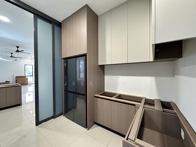 Semi-Detached House for Sale in Eco Ardence (Setia Alam) - Jess Tee - Kitchen - PropertyGuru.com.my