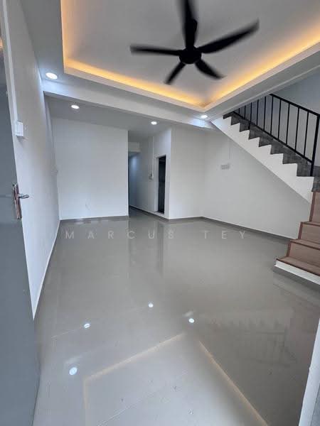 2-storey Terraced House for Sale in Taman Flora Jaya (Batu Pahat) - Marcus Tey - Living Room - PropertyGuru.com.my