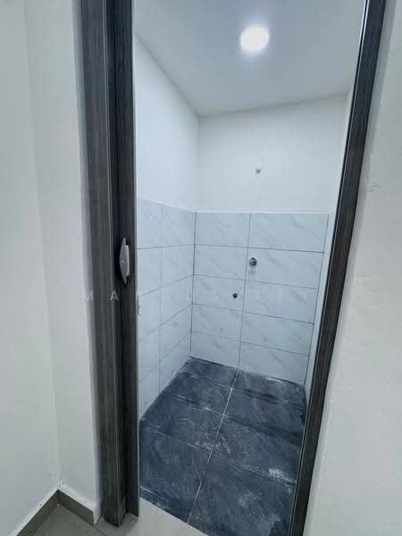 2-storey Terraced House for Sale in Taman Flora Jaya (Batu Pahat) - Marcus Tey - Interior - PropertyGuru.com.my