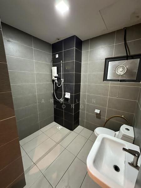 Condominium for Rent at The Henge - Angelyn Yong - Bathroom - PropertyGuru.com.my