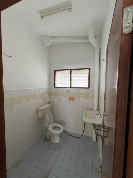 Rumah Teres 2-Tingkat untuk Dijual di Ampang (Selangor) - Shin Yee Shereen Ong - Bathroom - PropertyGuru.com.my
