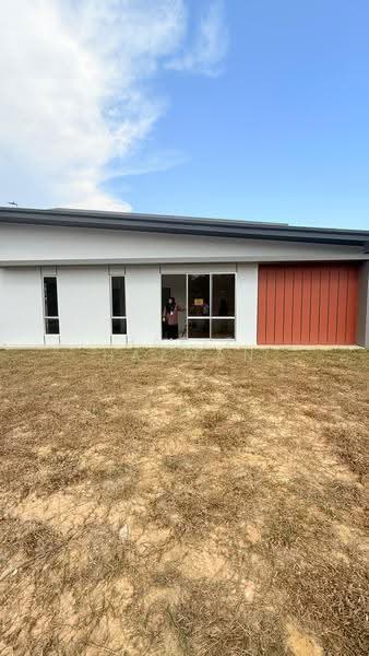 Rumah Teres untuk Dijual di Dengkil (Selangor) - Hafiz Hazwan - Exterior - PropertyGuru.com.my