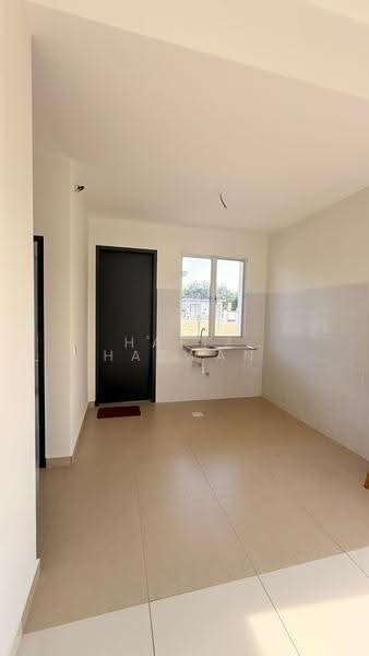 Rumah Teres untuk Dijual di Dengkil (Selangor) - Hafiz Hazwan - Kitchen - PropertyGuru.com.my