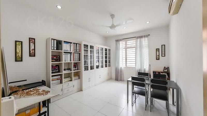 2-storey Terraced House for Sale in Setia Damai (Setia Alam) - Lucas Ng - Study - PropertyGuru.com.my