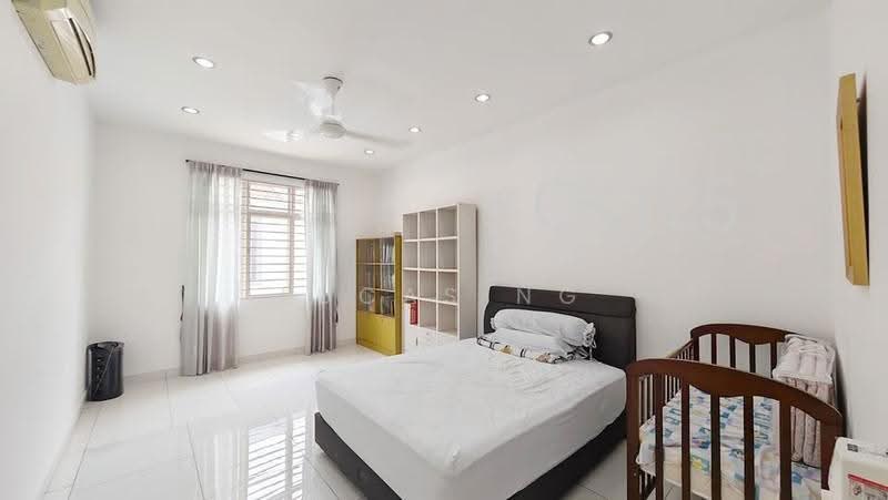 2-storey Terraced House for Sale in Setia Damai (Setia Alam) - Lucas Ng - Bedroom - PropertyGuru.com.my