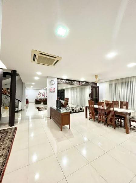 Bungalow House untuk Dijual di Ampang Jaya (Ampang) - William Wong - Living Room - PropertyGuru.com.my