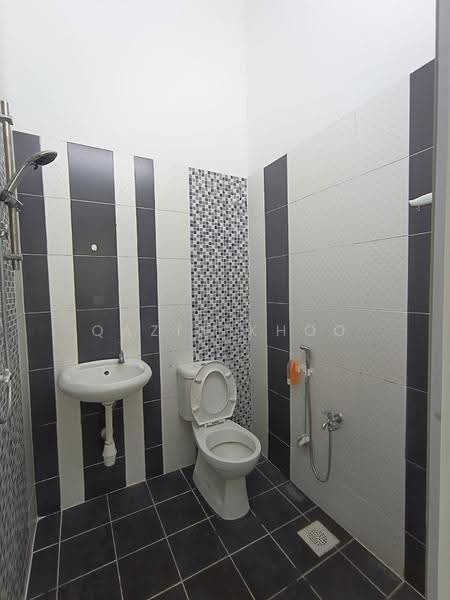 1-storey Terraced House for Rent in Panorama Lapangan Perdana (Ipoh) - Qazin Khoo - Bathroom - PropertyGuru.com.my