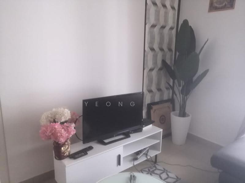 Kediaman Servis untuk Dijual di Eclipse Residence @ Pan'gaea - Yeong . - Living Room - PropertyGuru.com.my